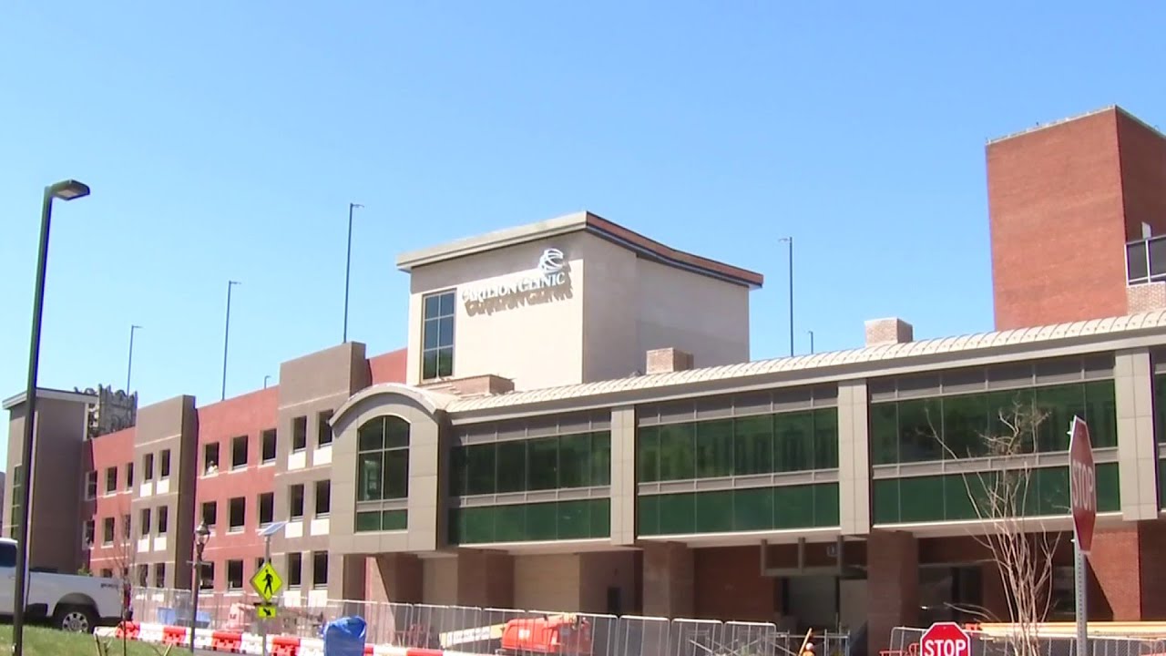Carilion Roanoke Memorial Hospital expands Crystal Spring Tower with 54 new rooms