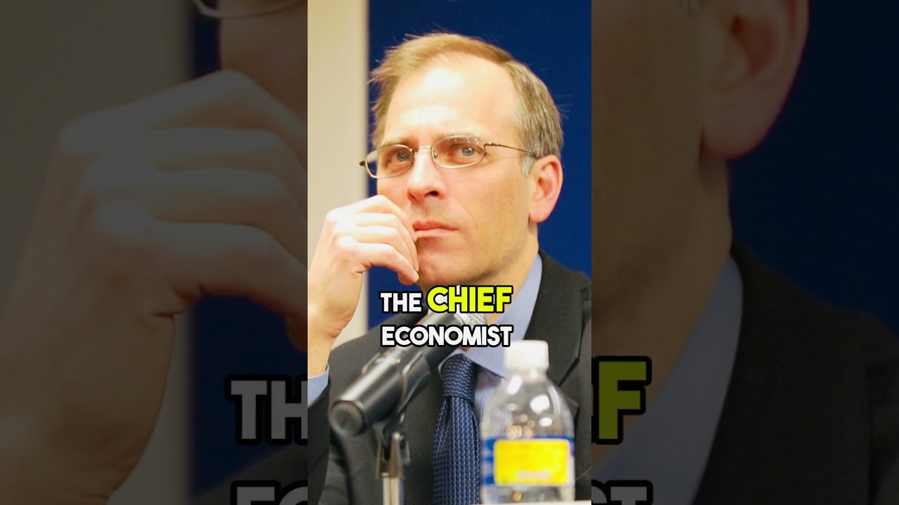 🔥Moody’s chief economist calls Housing Market a “red flare” warning for the U.S. economy.