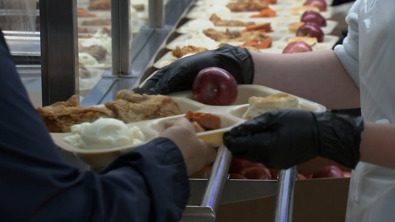 SF's GLIDE reopens indoor dining for free meal program in Tenderloin District