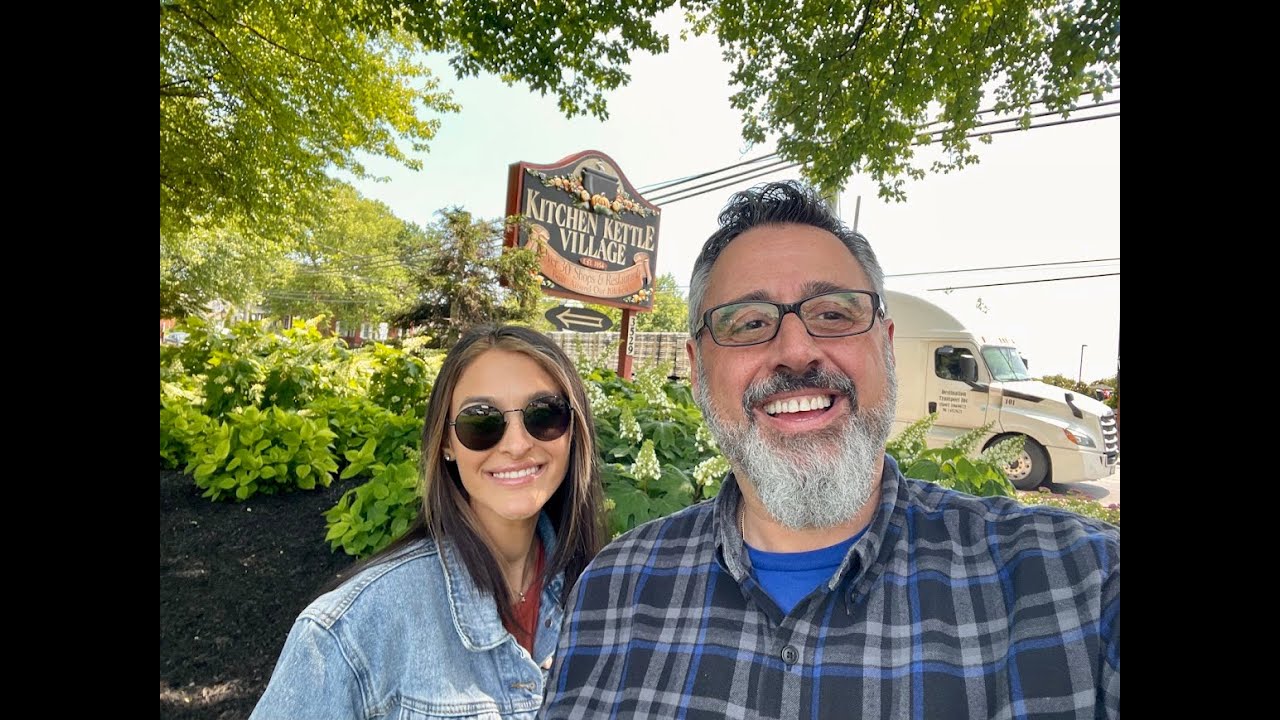 Tour of Kitchen Kettle Village in Lancaster, PA