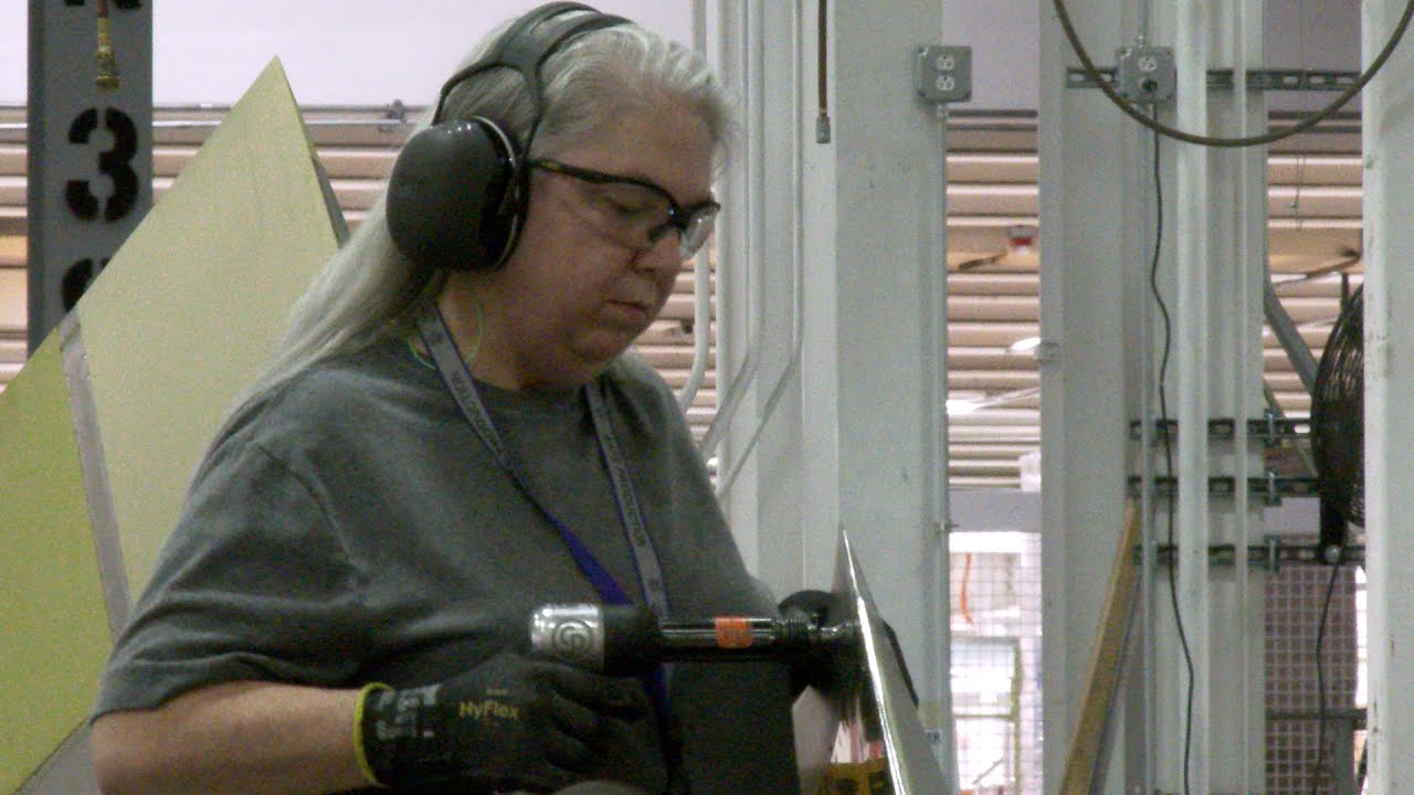 Aircraft mechanics are the pulse of Tinker Air Force Base