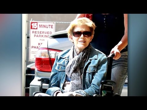 Jennifer Aniston's Mother Passes Away: She Was Surrounded by Family and Friends